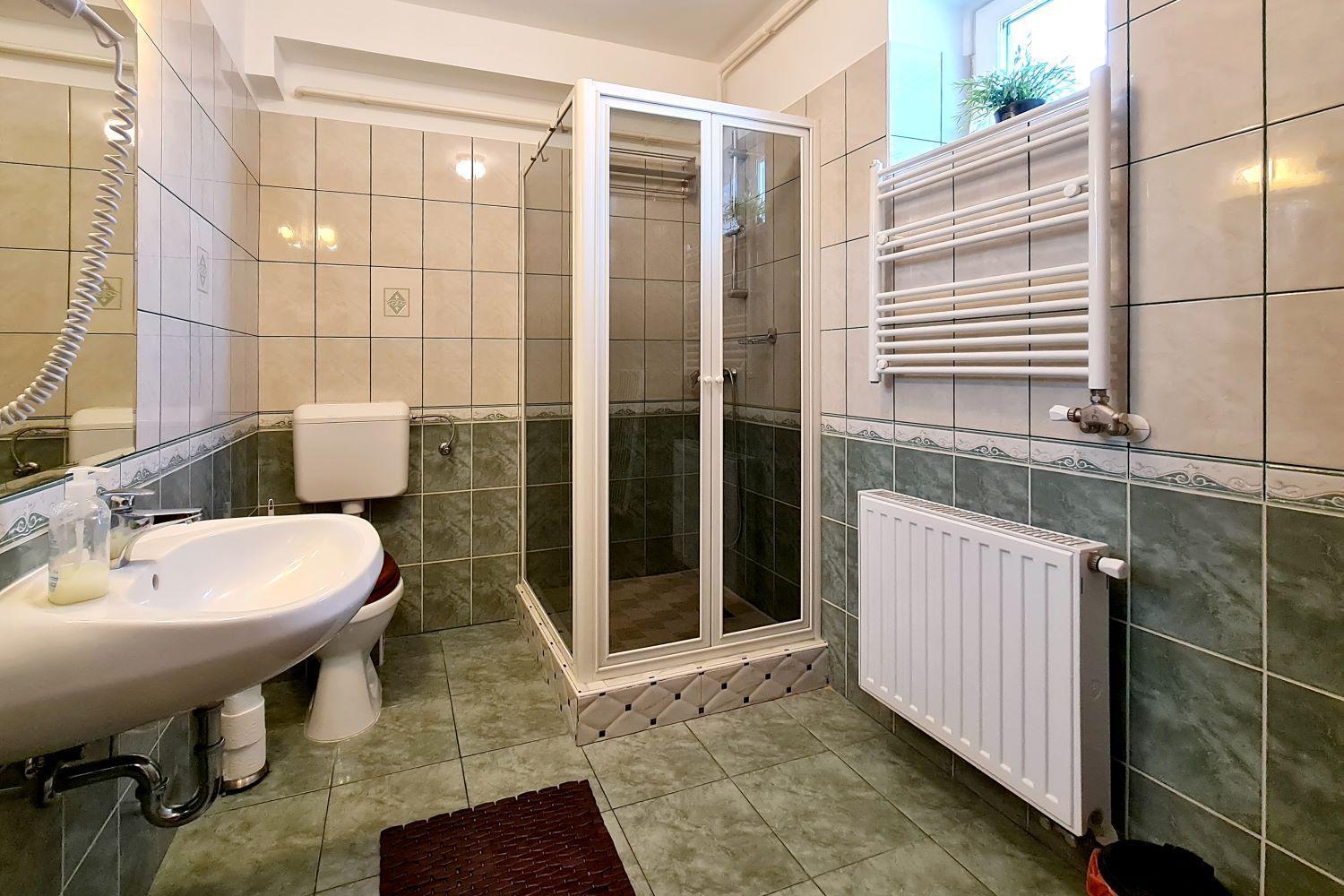 Atmoszfera Apartman ชาร์วาร์ ภายนอก รูปภาพ