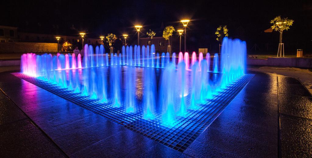 Atmoszfera Apartman ชาร์วาร์ ภายนอก รูปภาพ